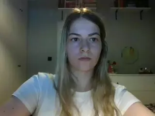 RosieJune's Live Sex Cam Show