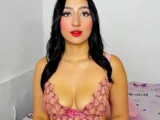 sophie-and-jeycobb's CamSoda show and profile