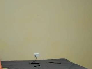 sophie-and-jeycobb's CamSoda show and profile