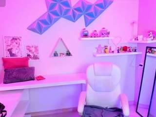 valkiria-ponce's CamSoda show and profile