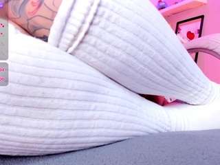 valkiria-ponce's CamSoda show and profile