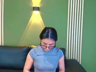 chloe-turner webcam model
