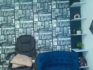 chloe-turner webcam model