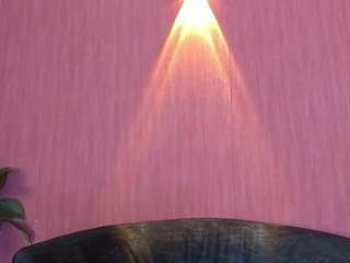 chloe-turner's CamSoda show and profile