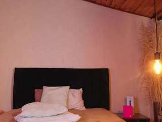 Live cam show with Jackiie_
