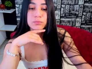 Chloe live cam preview