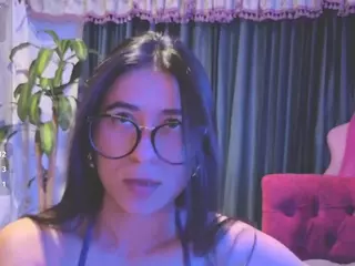 chloe-turner's Live Sex Cam Show