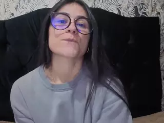 chloe-turner's Live Sex Cam Show
