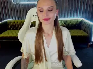 KiraGrayy's Live Sex Cam Show