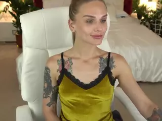KiraGrayy's Live Sex Cam Show