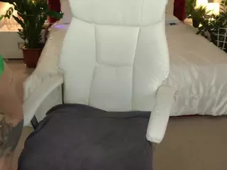 KiraGrayy's Live Sex Cam Show