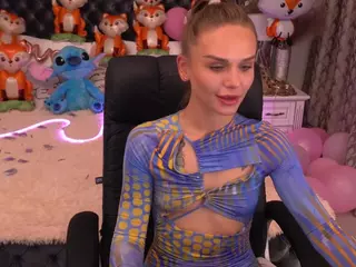 KiraGrayy's Live Sex Cam Show