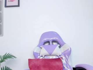  hanna-leiner chat room