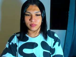 miavalentinaaa Live Webcam on CamSoda