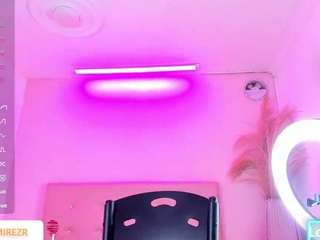 ashley-brightt Live Webcam on CamSoda