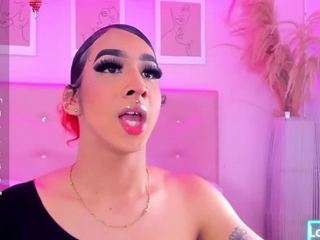 ashley-brightt Live Webcam on CamSoda