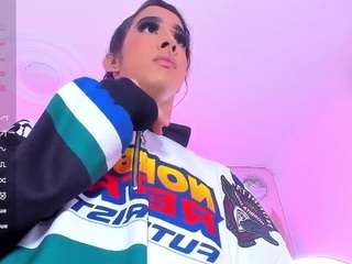 ashley-brightt webcam model