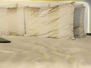 ivyellis Live Webcam on CamSoda