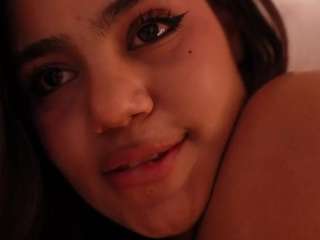 ivyellis live webcam show