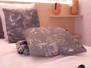 IvyEllis live webcam show