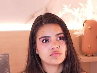 Ivyellis's cam show statistics and live stream
