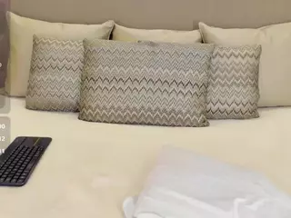 IvyEllis's Live Sex Cam Show