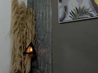 slut-milf webcam model