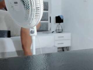 slut-milf's CamSoda show and profile