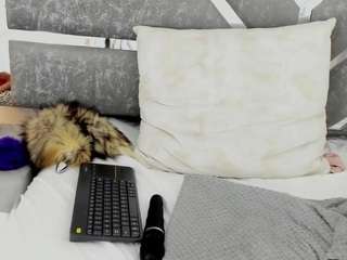 Questo modello è in diretta ora. slut-milf