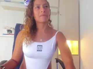 Zoedanielss's Live Sex Cam Show