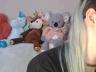 cherribomb1999 Live Webcam on CamSoda