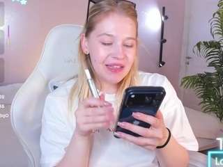 colleen-blake live profile