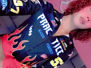 Dafnne-Gill's Live Sex Cam Show
