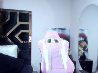 emmymiller Live Webcam on CamSoda