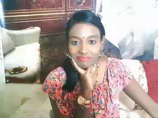 IndianLoveBug's Live Sex Cam Show