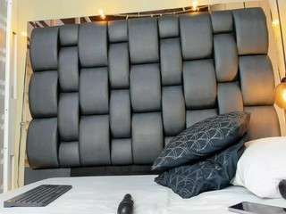 lady-30 webcam
