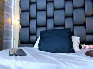 lady-30 Live Webcam on CamSoda