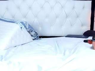 lady-30 Live Webcam on CamSoda