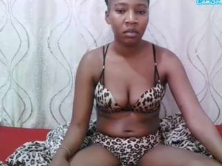queen-melody Live Webcam on CamSoda