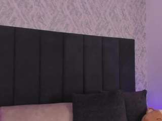 le modèle scarlett-vegga est en webcam porno dans un show sur le site camsoda, il possède les tags suivants: ahegao,pussy,nasty,natural,nature,no smoking,orgasm,panties,pantyhose,petite,pov,red hair,lovense,sexy,squirt,striptease,teen 18,thin,tittyfuck,toys