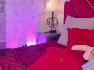 veronica-olson Live Webcam on CamSoda