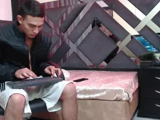BrunoCruzz's Live Sex Cam Show