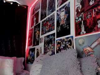 Charlotte-mansson live webcam show