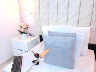 laurasmith-1 camsoda