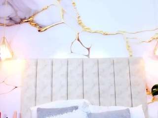 laurasmith-1 Live Webcam on CamSoda