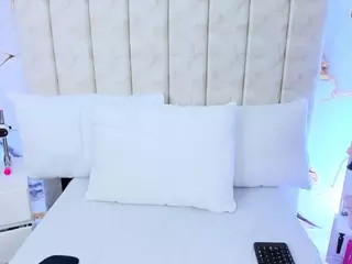 Laura Smith's Live Sex Cam Show