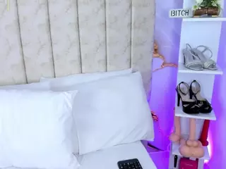 Laura Smith's Live Sex Cam Show