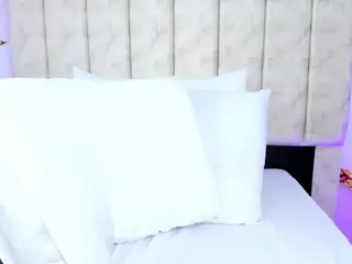 Laura Smith's Live Sex Cam Show