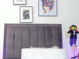 Sophia-Clark8