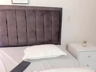 Sophia-Clark8's Live Sex Cam Show